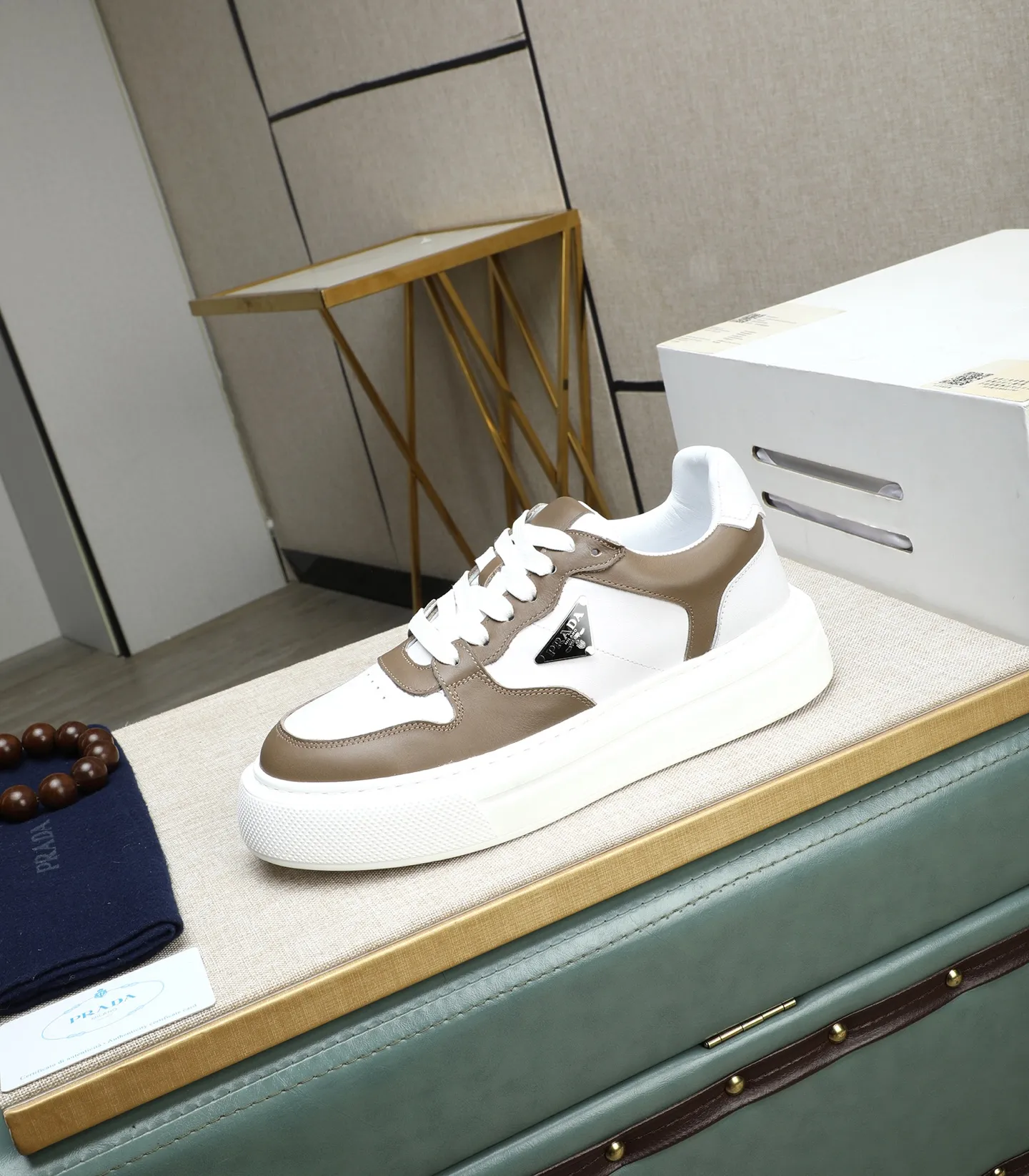 Men's shoes 💰500 🌹🌹[PRADA—Prada] 2025 latest model 🙈original replica! 👟👟👟Available here. The workmanship is top-notch. The upper is made of Italian 🇮🇹Imported calfskin. ❗️Breathable genuine leather lining @Suitable for travel. The original version has an enlarged engraved sole, making it suitable for all kinds of travels, showing low-key luxury. Let quality speak for itself. Color: Size: 38-44